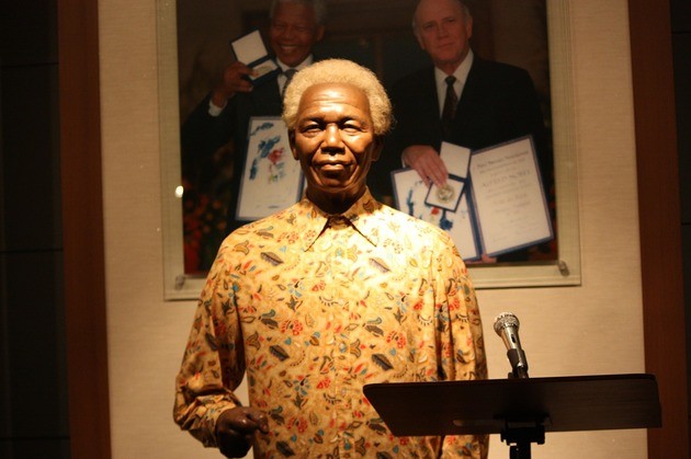 Mandela muñeco de cera